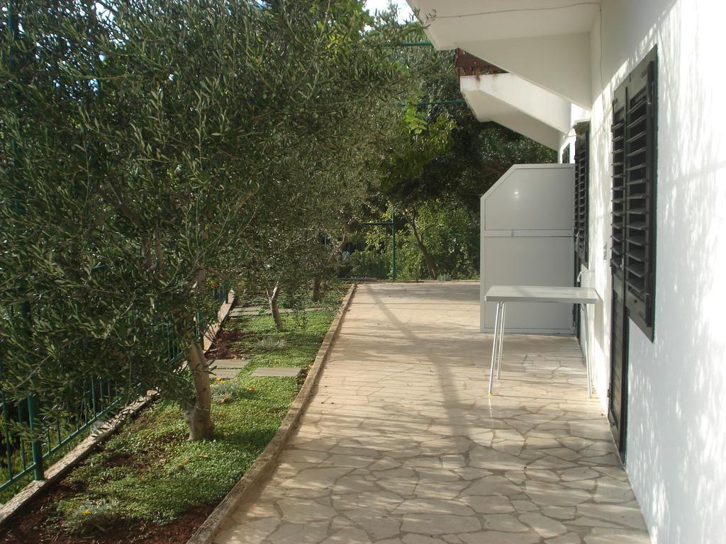 Apartments Smiljana Omiš Exterior foto