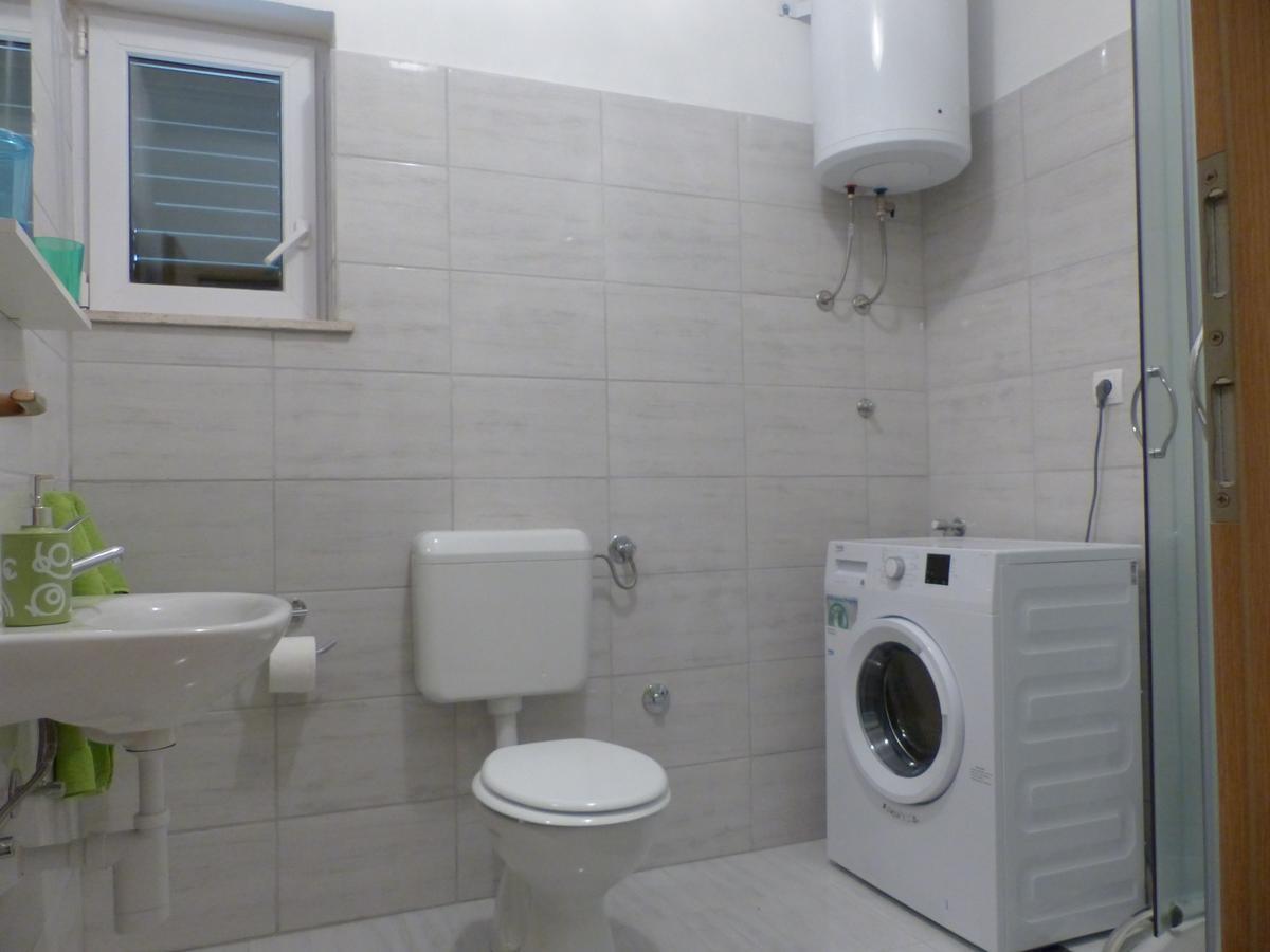 Apartments Smiljana Omiš Exterior foto